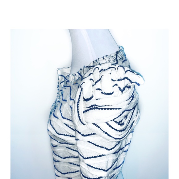 Y Apparel USA M White Crop Jacket Black Safety Pins Wednesday Mummy - Picture 3 of 4